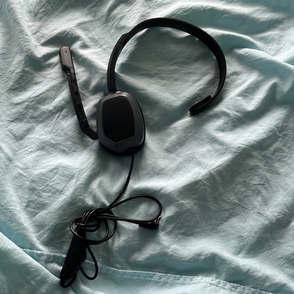 PlayStation headset - Picture 2 of 5